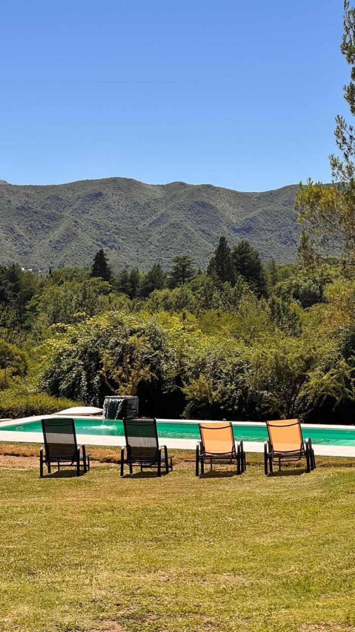 La Jacinta Posada Suites Santa Rosa de Calamuchita Eksteriør billede